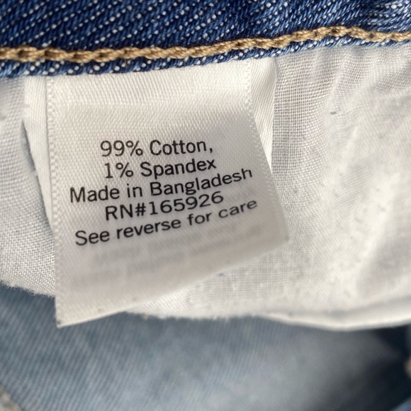 •SO• High-Rise Floral Design Jean Shorts - Picture 6 of 7